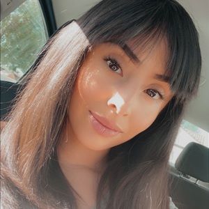 Meet your Posher, Angelique